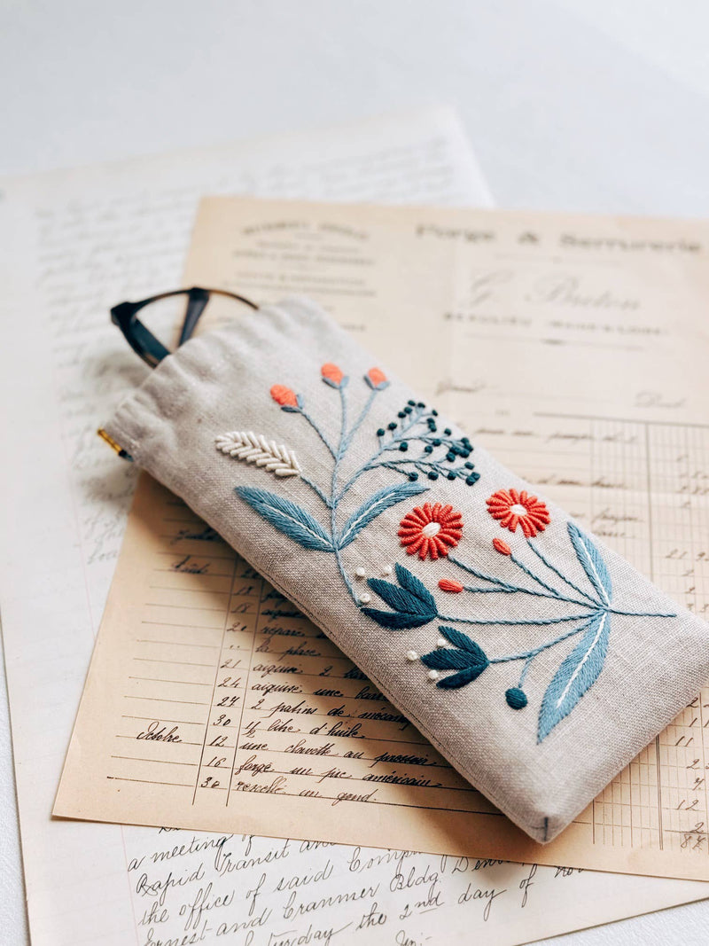 Wildflower Eyeglass Case Kit designed by Alice Makabe