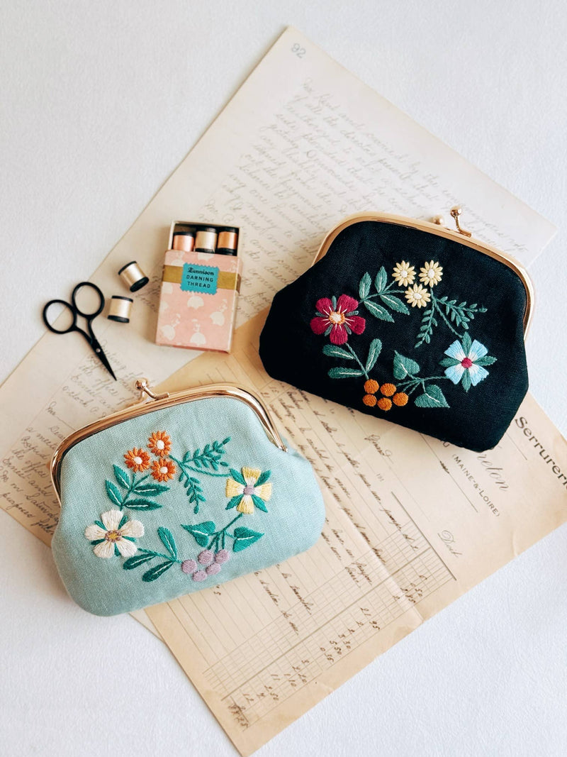 Vintage Floral Purse Kit designed by Alice Makabe
