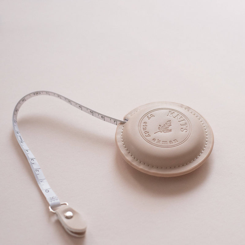KNITS PU measuring tape by Cindy Ekman