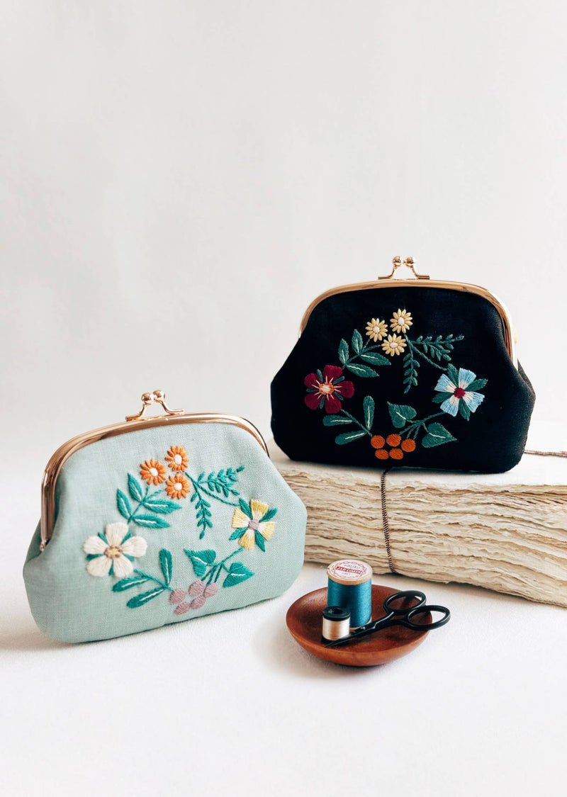 Vintage Floral Purse Kit designed by Alice Makabe