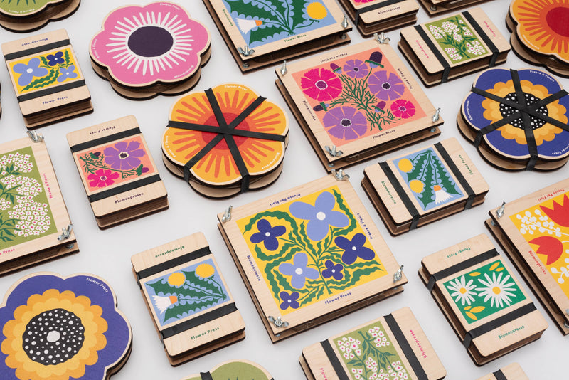 Cosmos Pocket Flower Press by Studio Wald