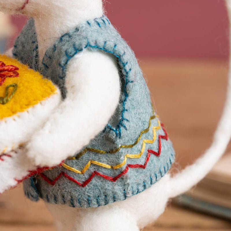 Little Mouse The Librarian Felt Craft Mini Kit by Corinne Lapierre Limited