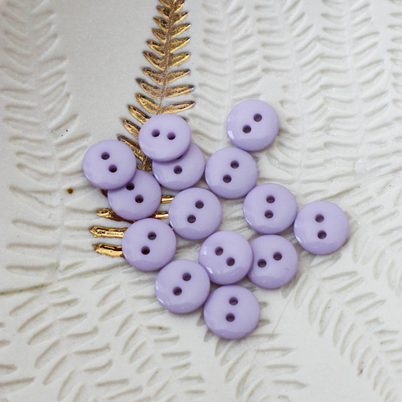 Shiny Flat Buttons by Lise Tailor
