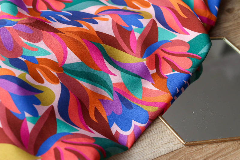 Viscose Fabric in Wonderland by Lise Tailor