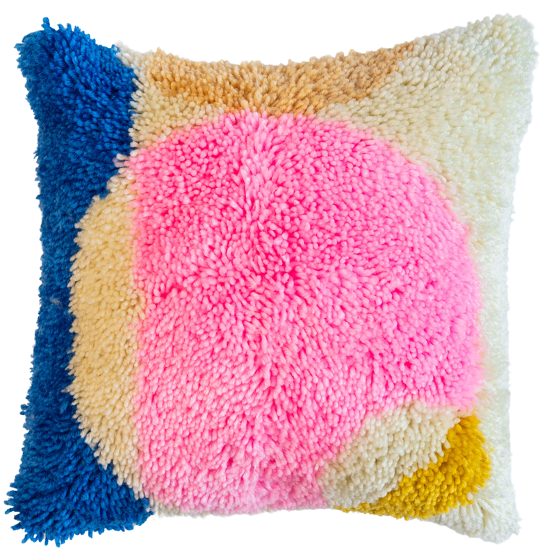 Bubble Geometry Latch Hook Cushion Kit