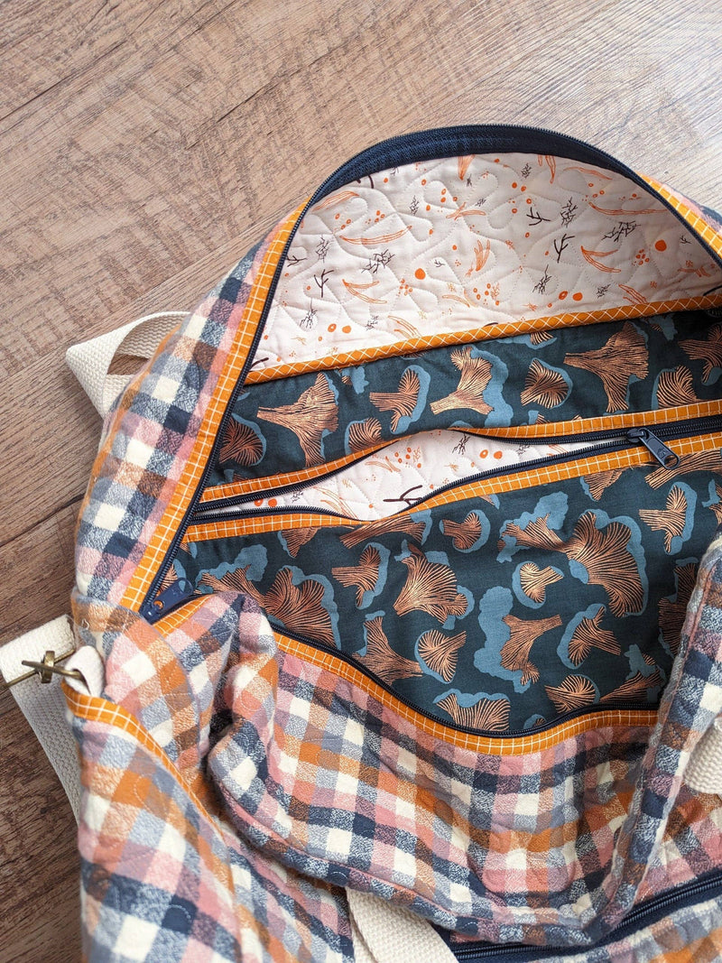 Doable Duffel (Paper Pattern) by Ma Tante Quilting