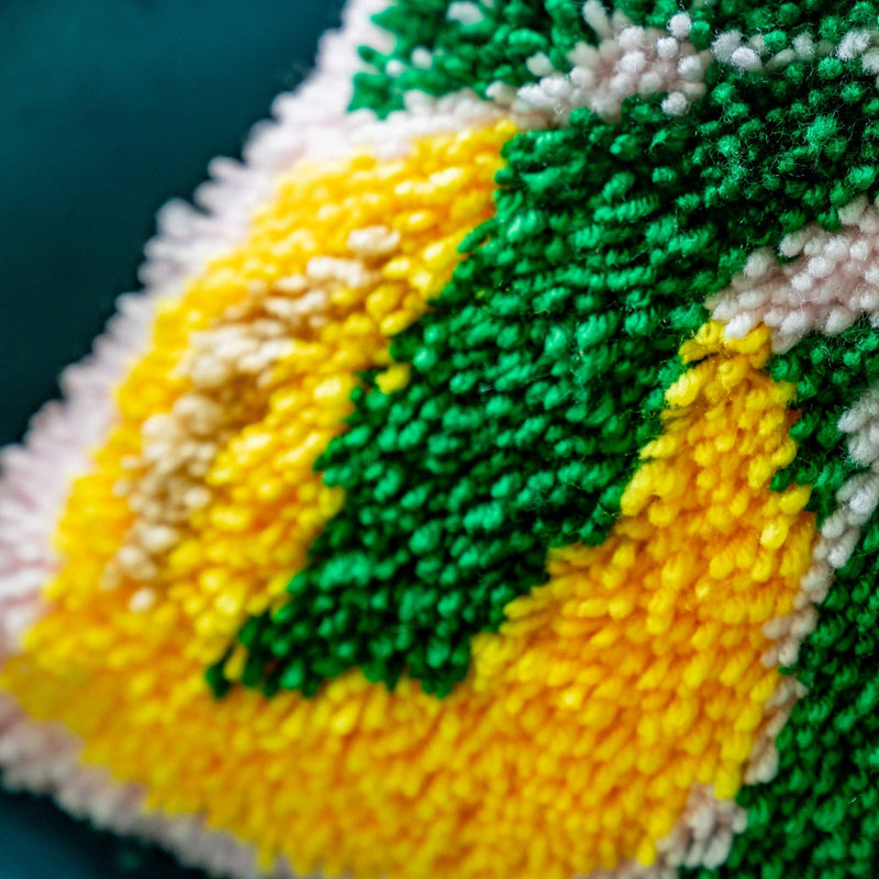 An Abundance of Lemons Latch Hook Cushion Kit
