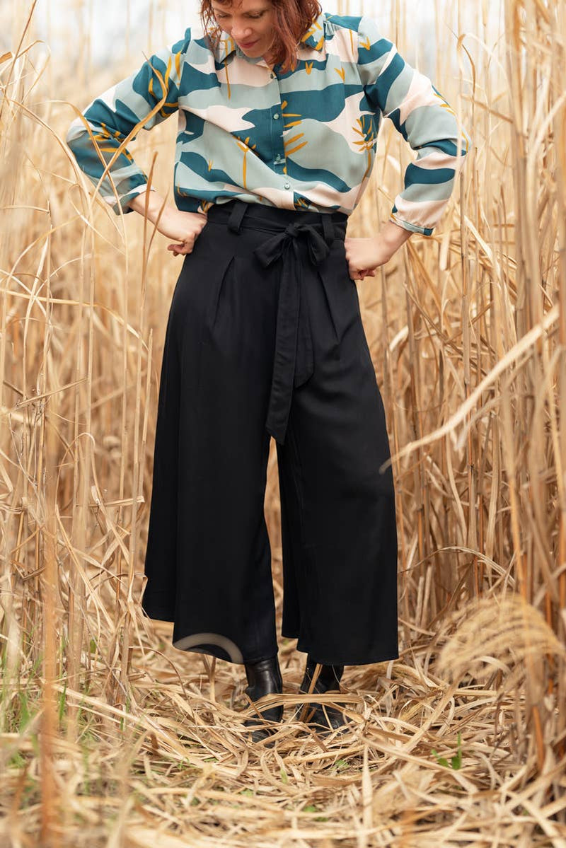 Viscose Twill in Black Licorice by Eglantine et Zoé