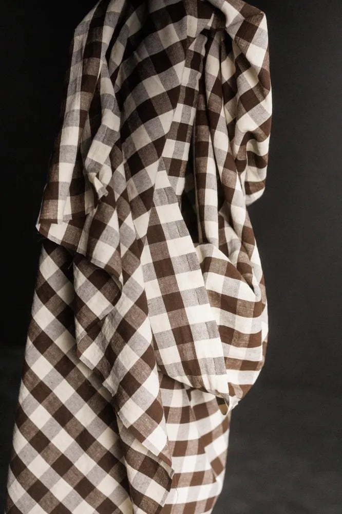 Bitter Cocoa Garden Party EU Laundered Linen/Cotton Gingham
