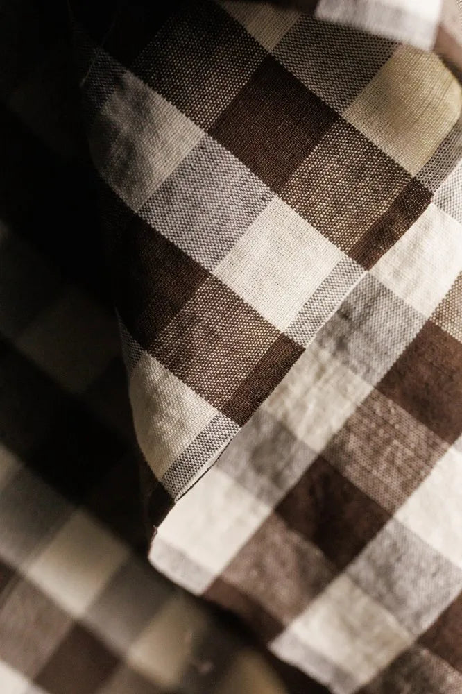 Bitter Cocoa Garden Party EU Laundered Linen/Cotton Gingham