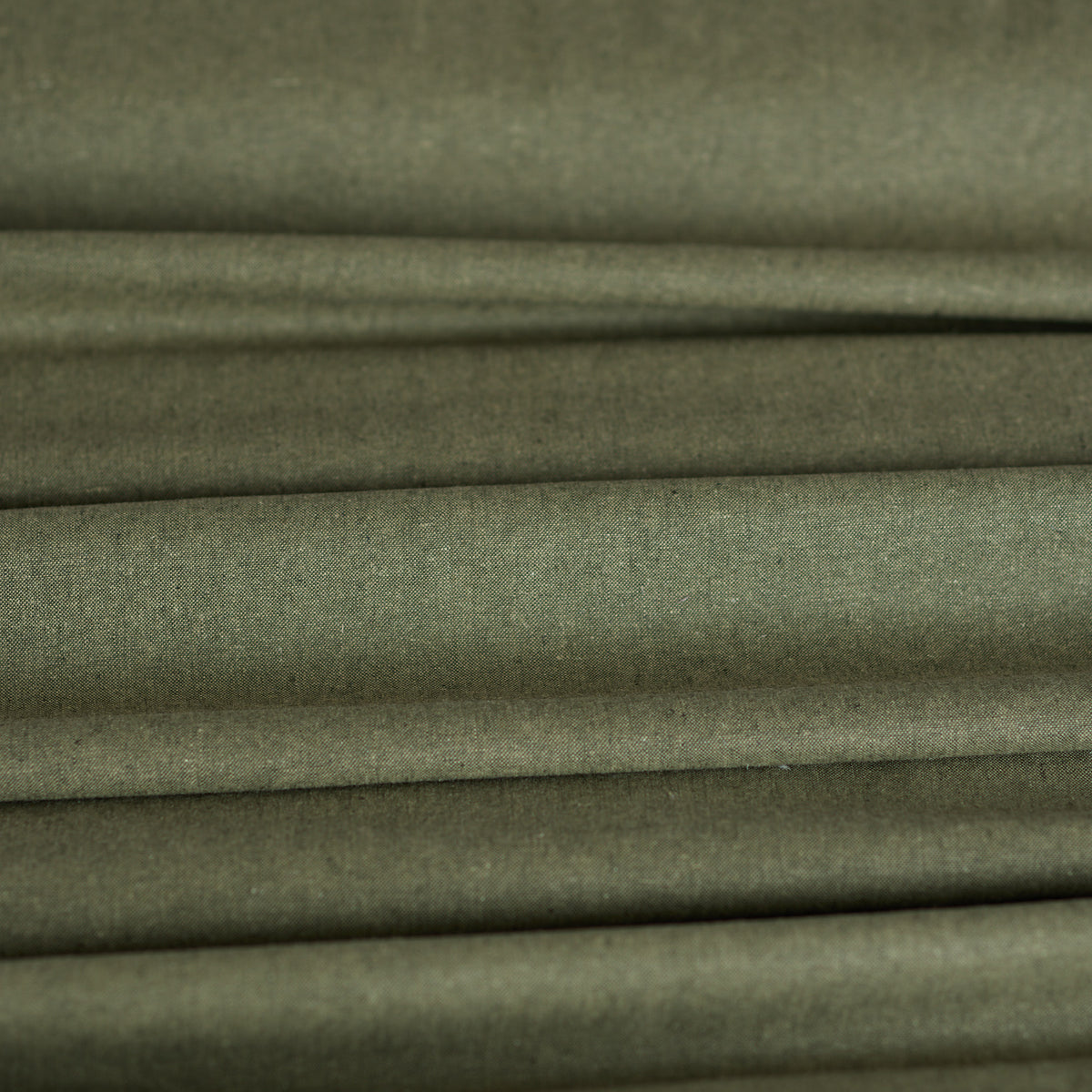 Essex Linen/Cotton Blend in Army