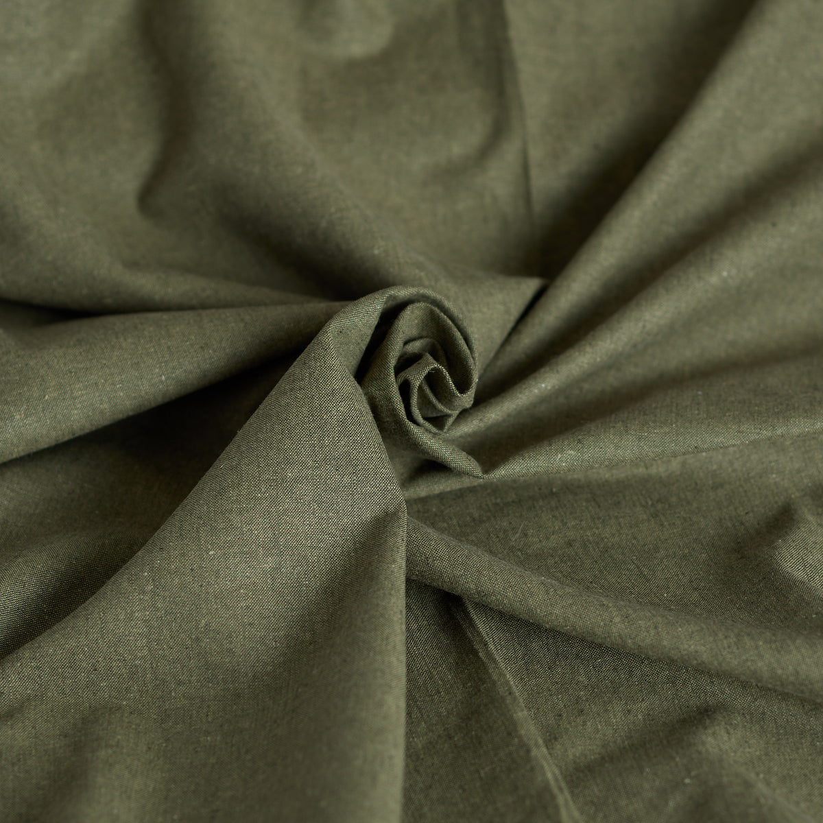Essex Linen/Cotton Blend in Army