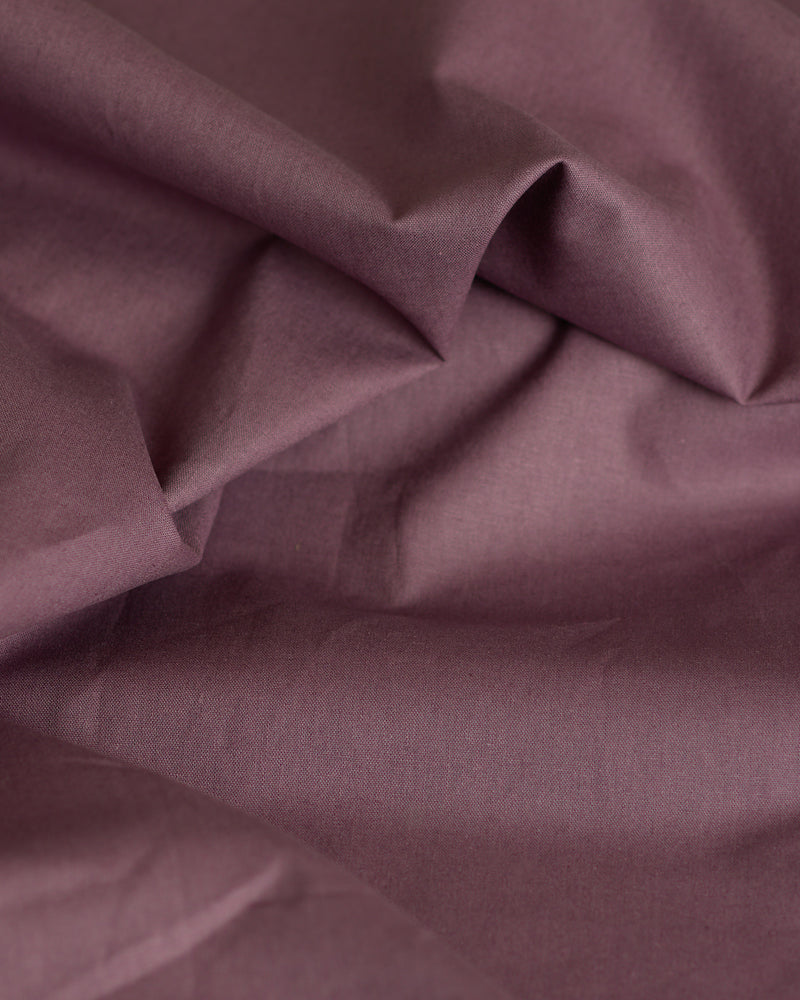 Essex Linen/Cotton Blend in Plum