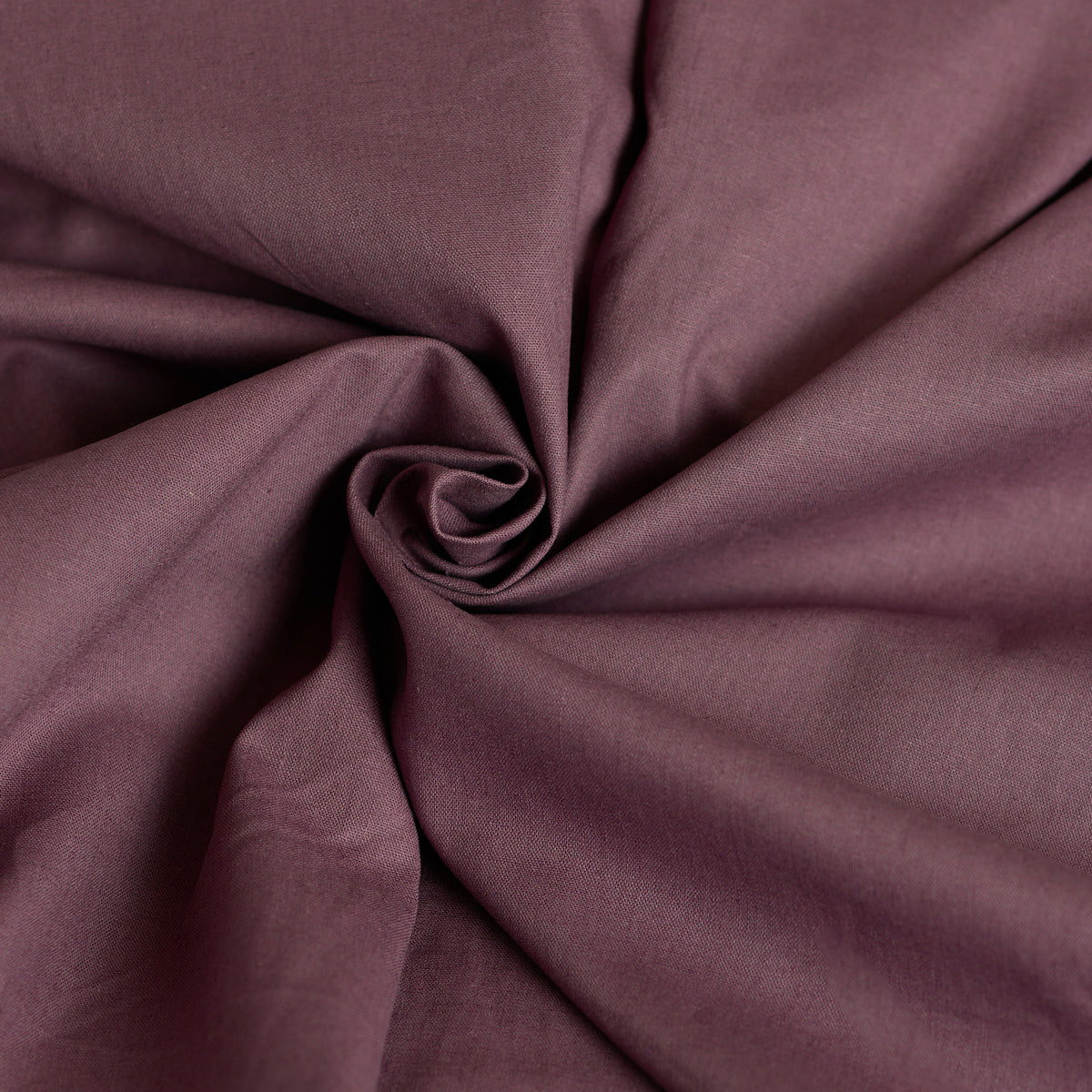 Essex Linen/Cotton Blend in Plum