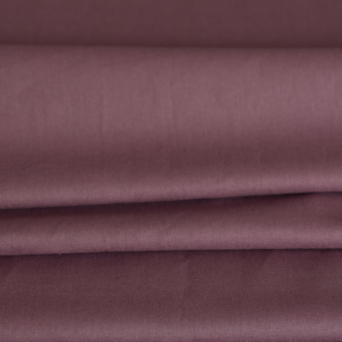 Essex Linen/Cotton Blend in Plum