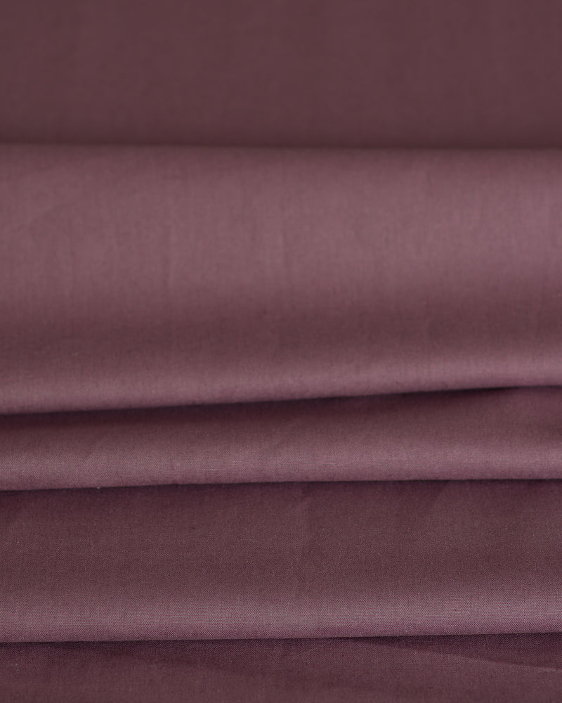 Essex Linen/Cotton Blend in Plum
