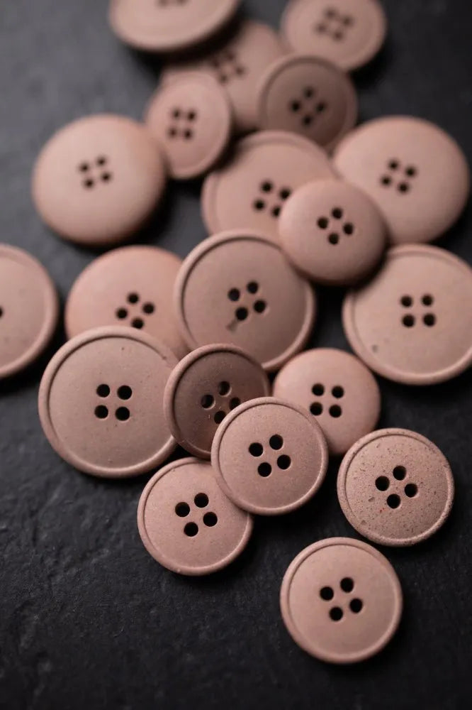 Hemp Button 15mm by Merchant & Mills