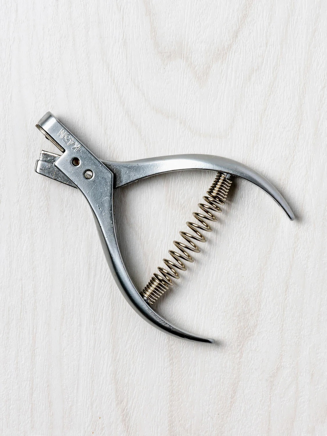 Metal Pattern Notcher by Core Fabrics