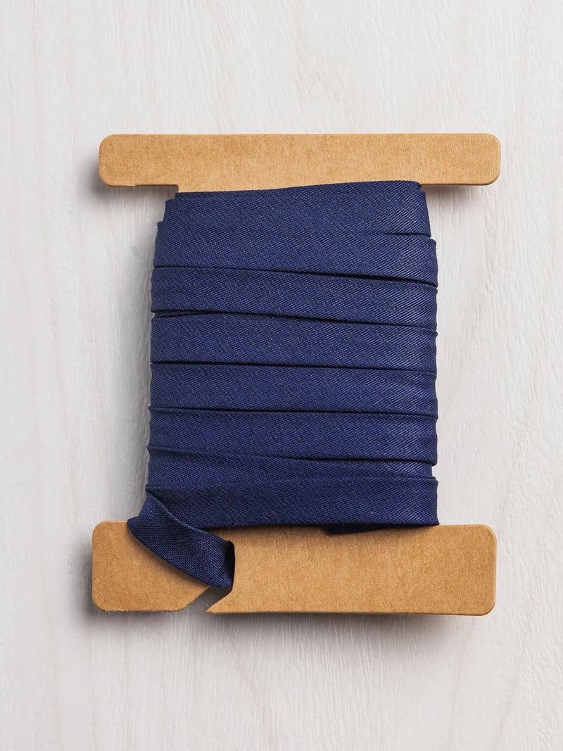 Double-Fold Cotton Poplin Bias Tape - 10 mm (3/8") wide - Navy by Core Fabrics