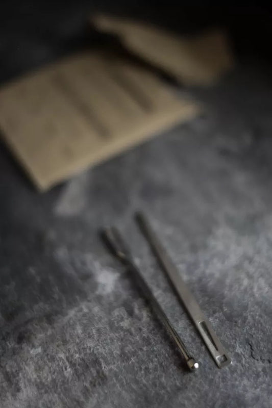 Bodkin and Threader by Merchant & Mills