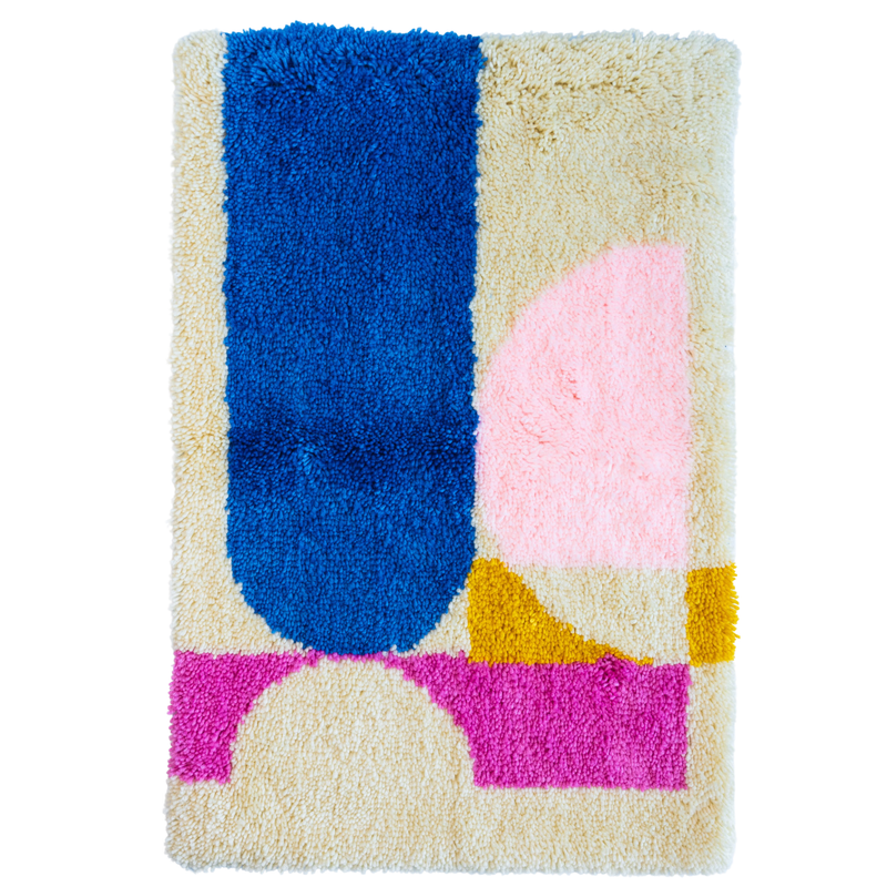 Circling Around Latch Hook Rug Kit