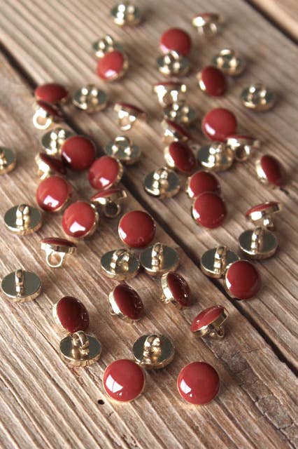 Chic Terracotta Tail Button by Eglantine et Zoé