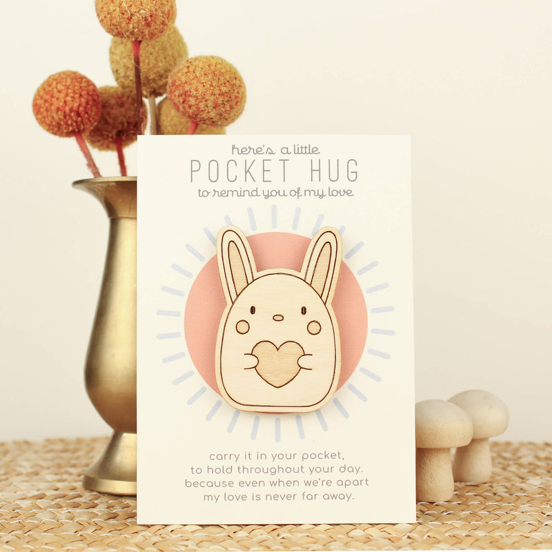 Wooden Pocket Hug – Rabbit