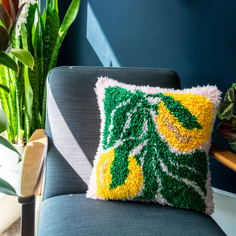 An Abundance of Lemons Latch Hook Cushion Kit