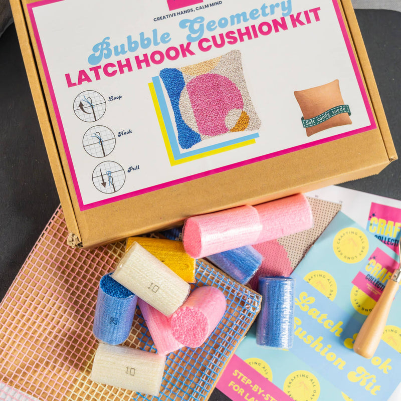 Bubble Geometry Latch Hook Cushion Kit